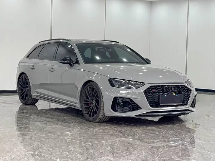 Audi RS 4