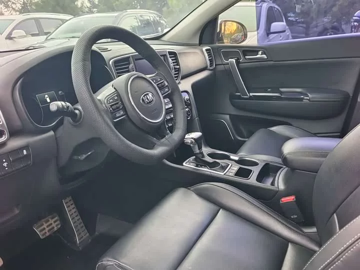 kia KX5
