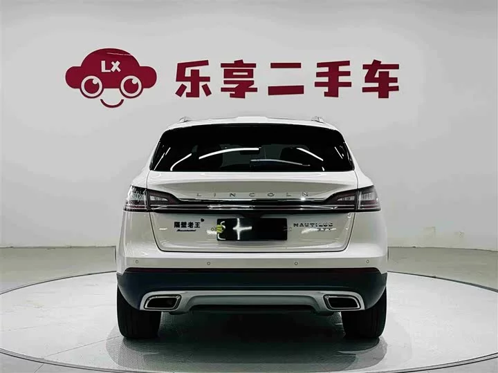 Lincoln navigator