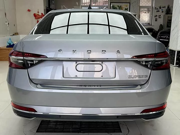 Skoda SuperB