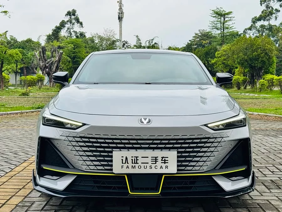 Changan UNI-V