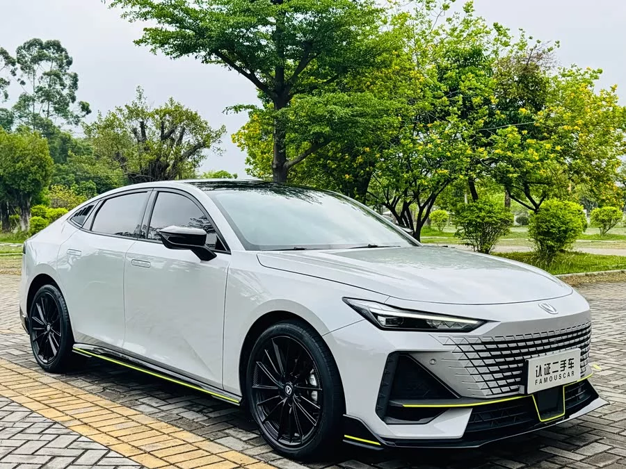 Changan UNI-V