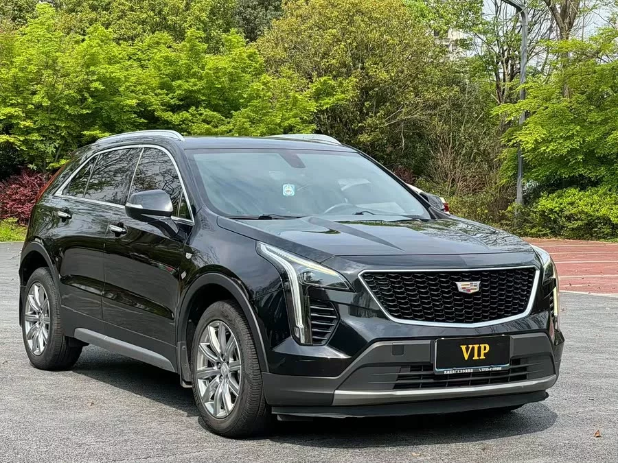 Cadillac XT4
