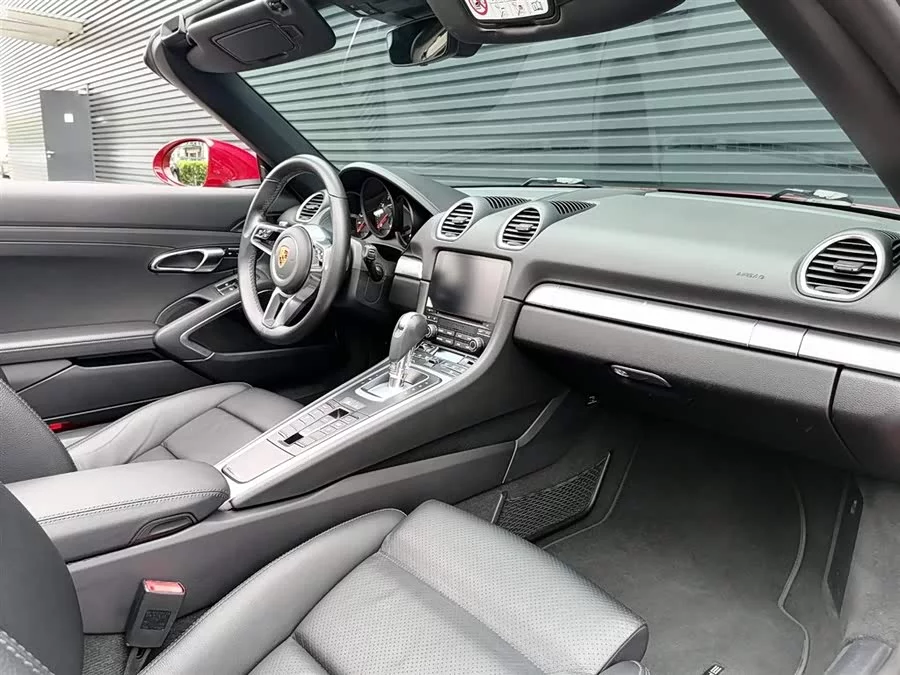 Porsche 718