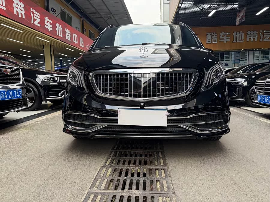 Mercedes Benz Vito