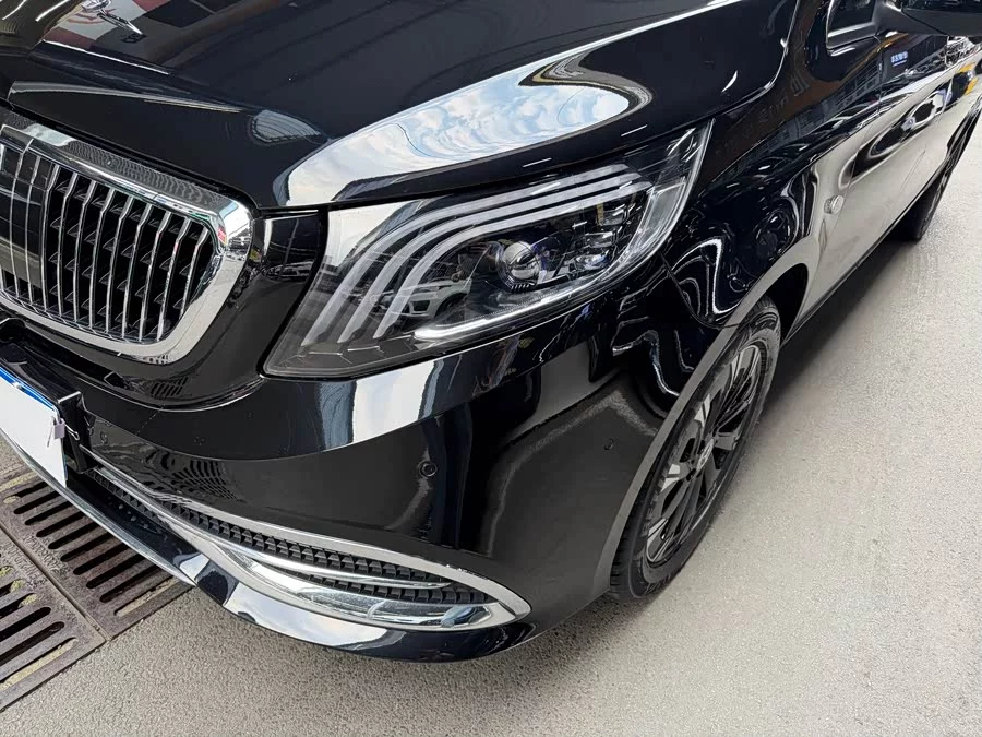 Mercedes Benz Vito