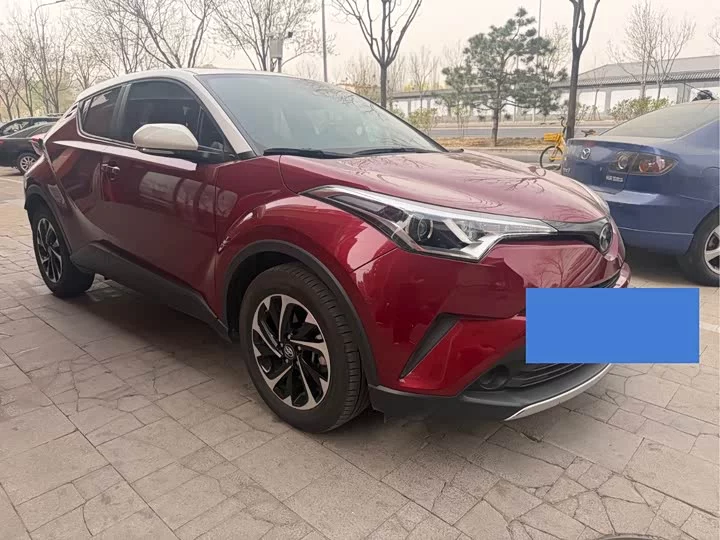 Toyota Yize IZOA