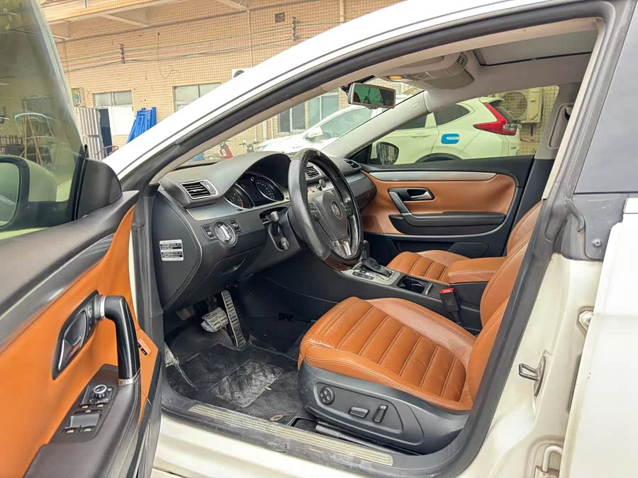Volkswagen FAW- CC