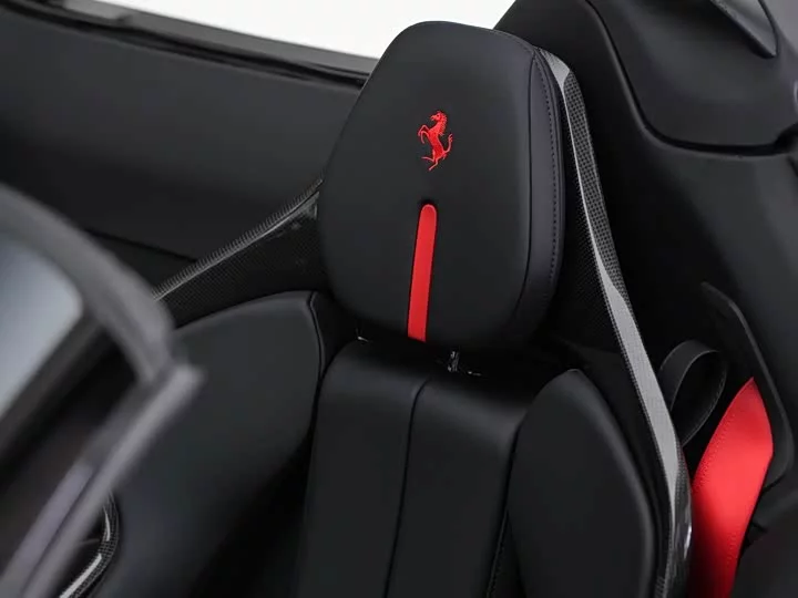 ferrari SF90