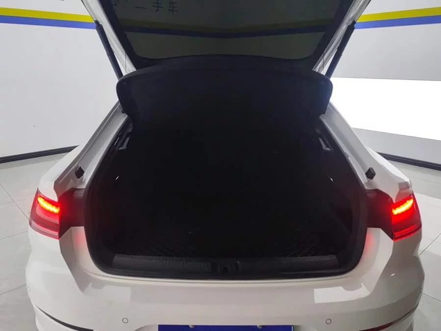 Volkswagen FAW- CC