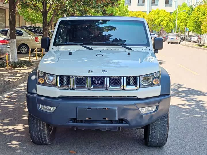 BAIC BJ40
