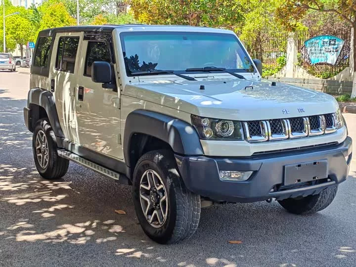BAIC BJ40
