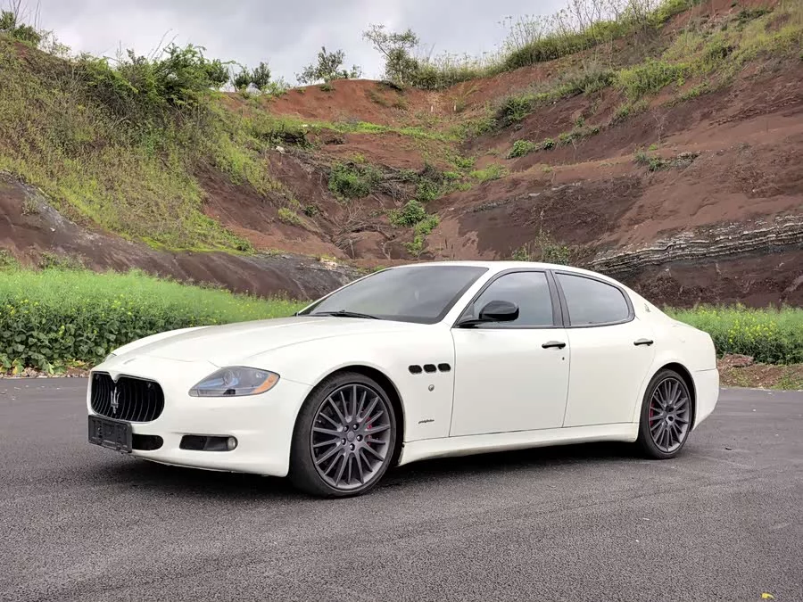 Maserati President