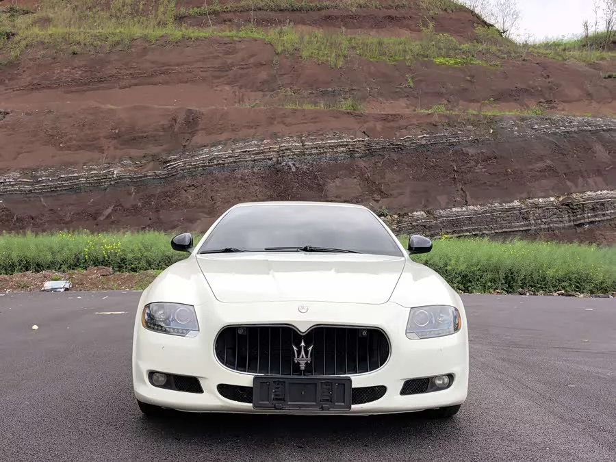 Maserati President