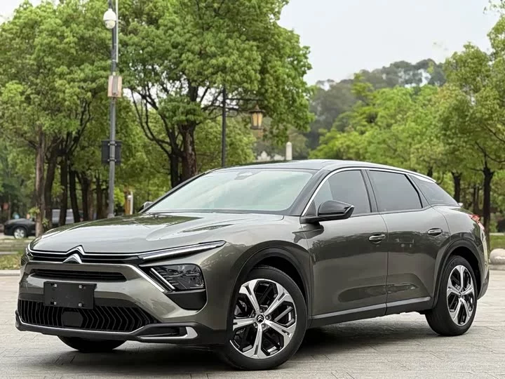 Citroën Versailles C5 X