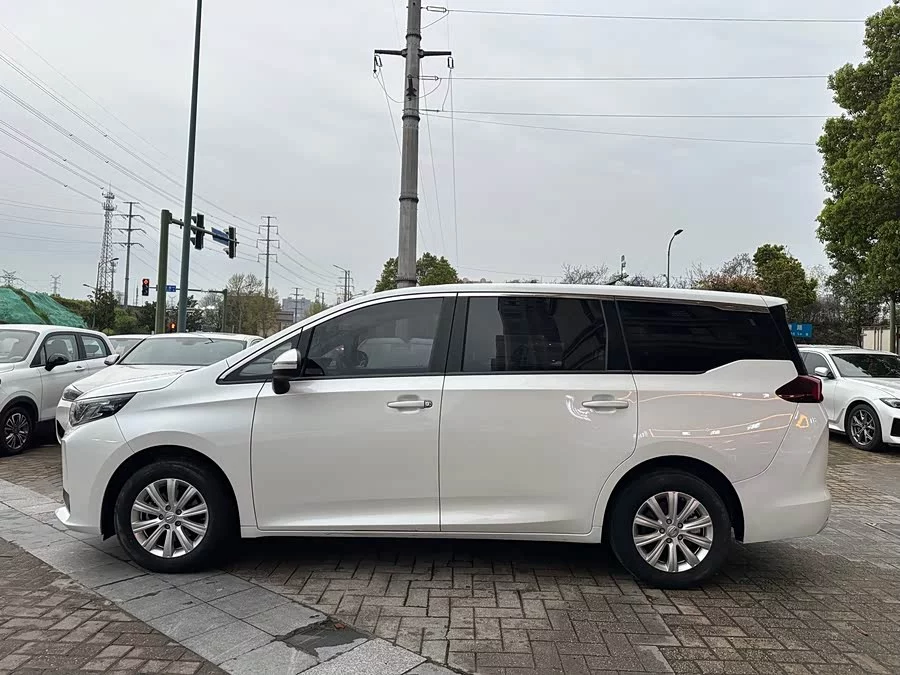 GAC Trumpchi M6