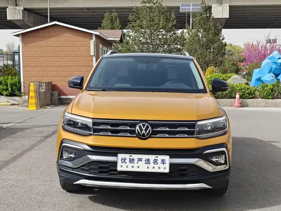 Volkswagen T-Cross (Tukai)