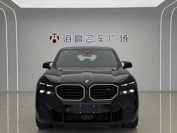 BMW XM