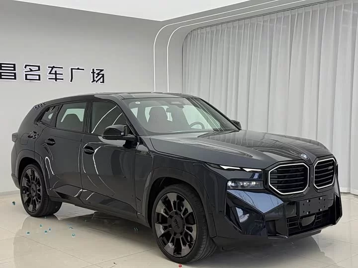 BMW XM