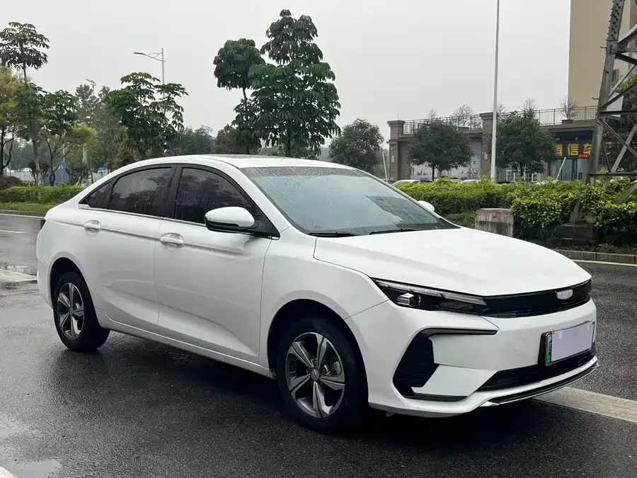 Geely Emgrand L HiP