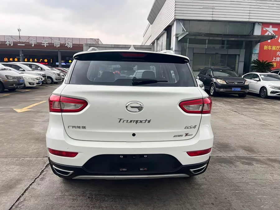 GAC Trumpchi GS4