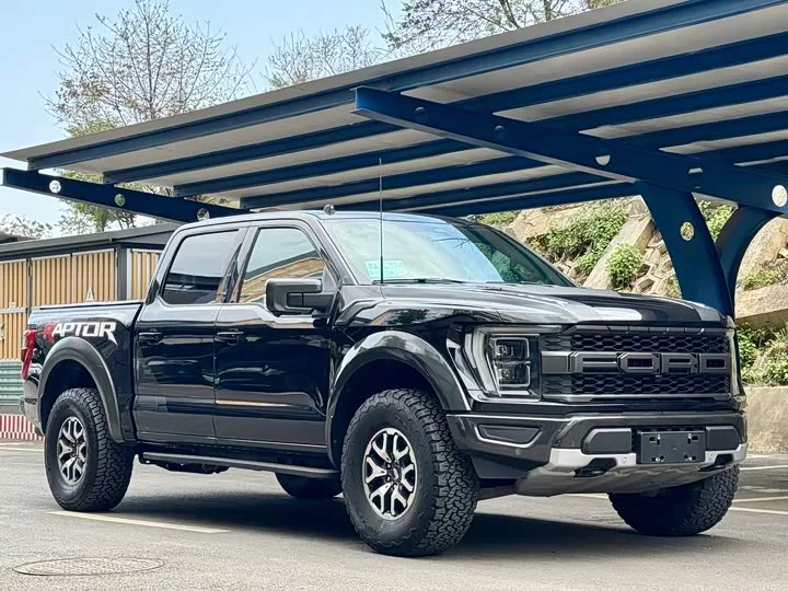 Ford F-150 Raptor