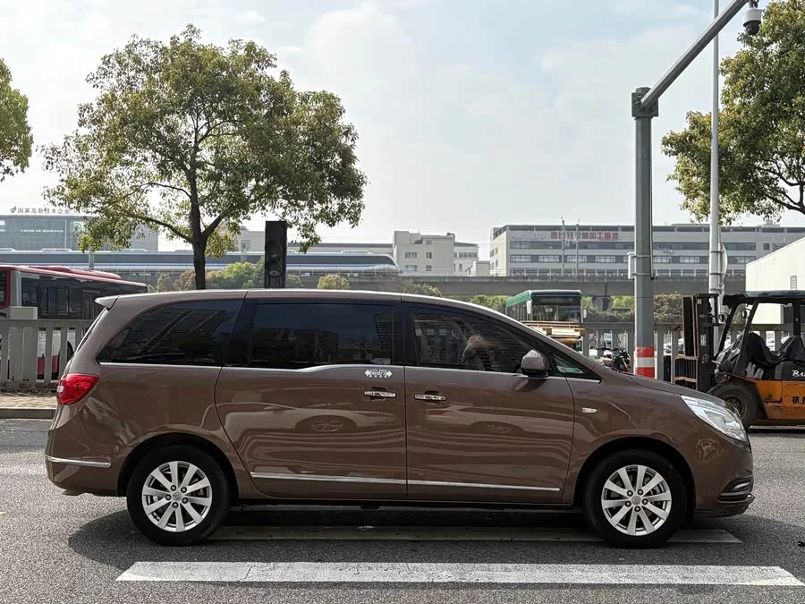 Buick GL8