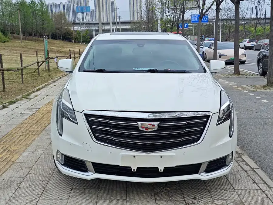 Cadillac XTS