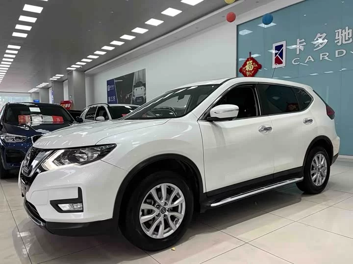 Nissan Qijun