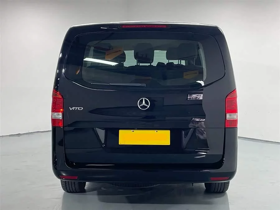 Mercedes Benz Vito