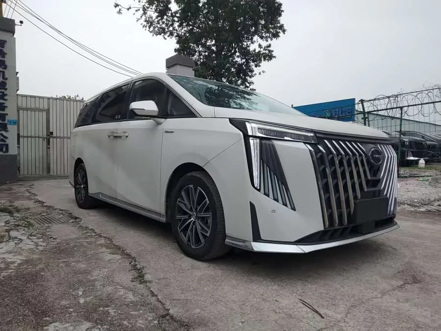 GAC Trumpchi M8
