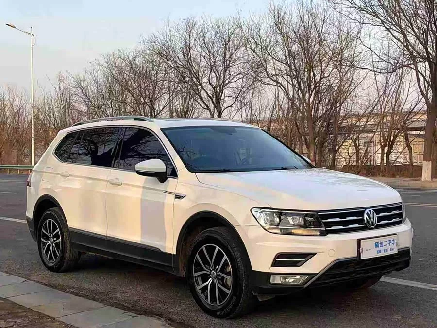 Volkswagen Tiguan L