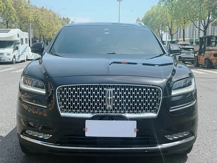 Lincoln navigator