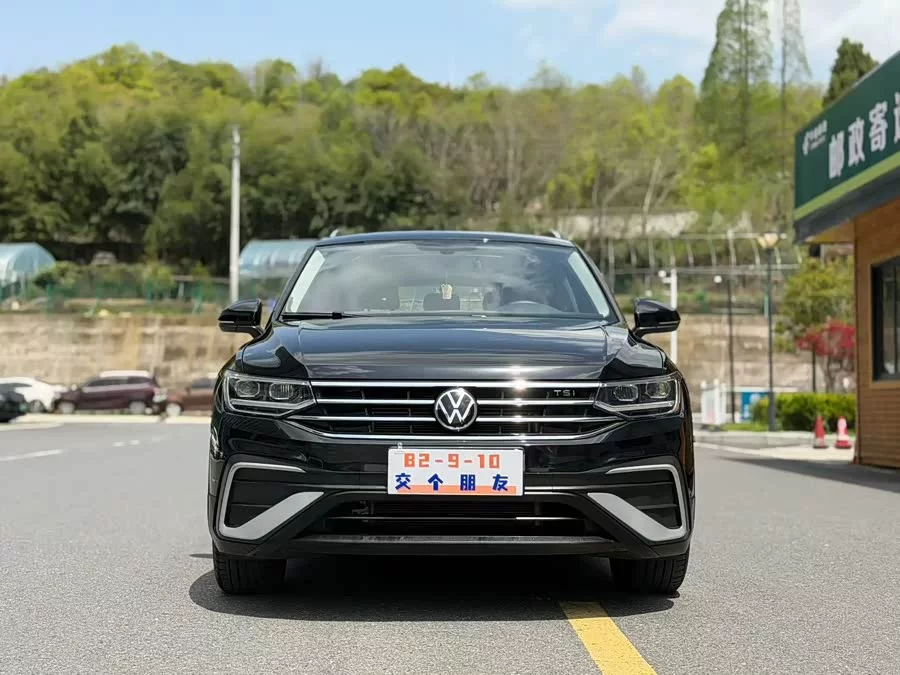 Volkswagen Tiguan L
