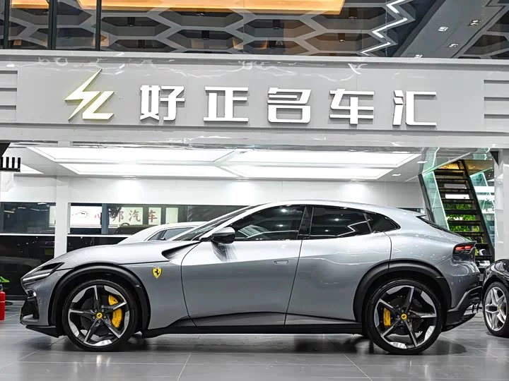 ferrari Purosangue