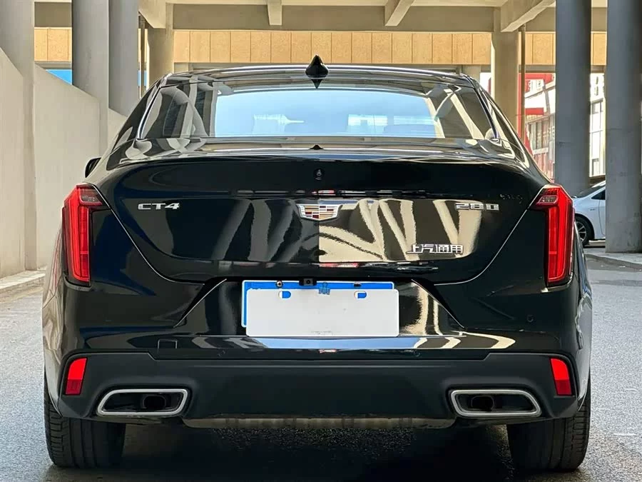 Cadillac CT4