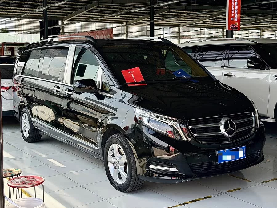 Mercedes Benz Vito