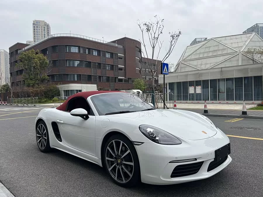 Porsche 718