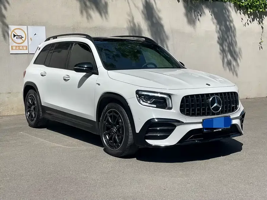 Mercedes Benz GLB AMG