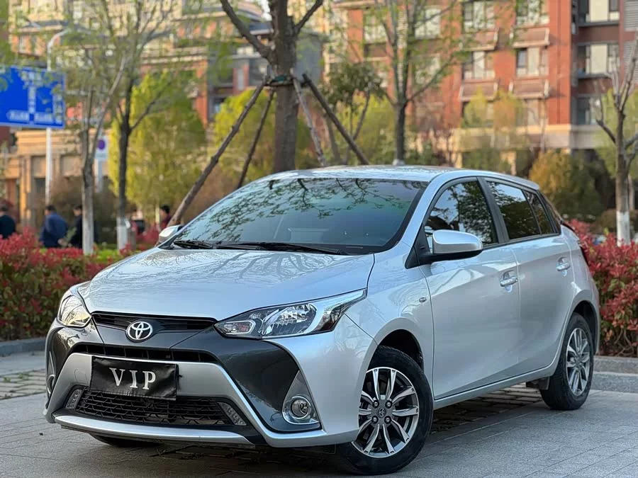 Toyota YARiS L