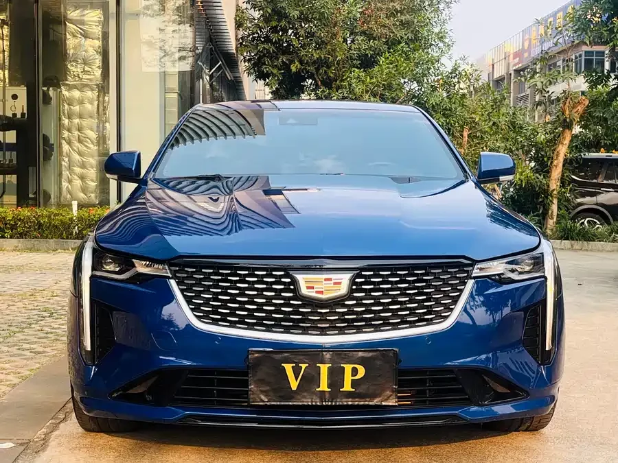 Cadillac CT4