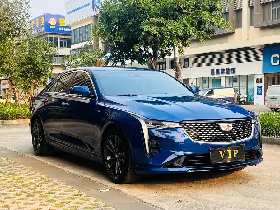 Cadillac CT4