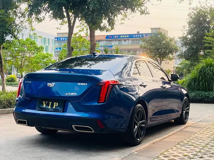 Cadillac CT4
