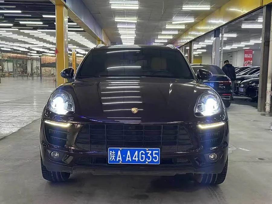 Porsche Macan