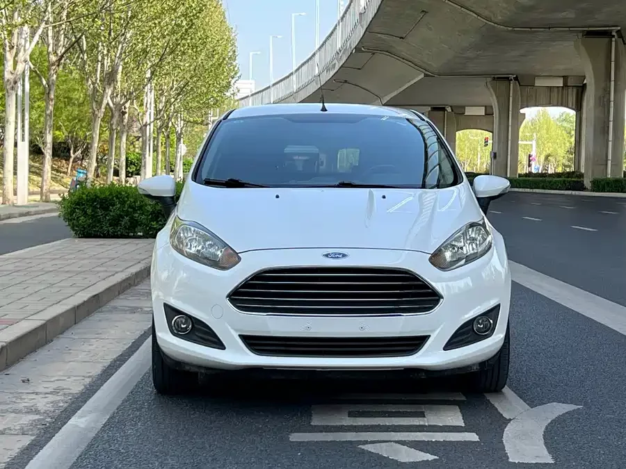 Ford Carnival
