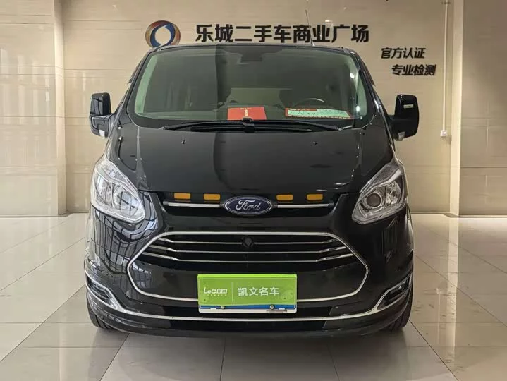 Ford Toureo