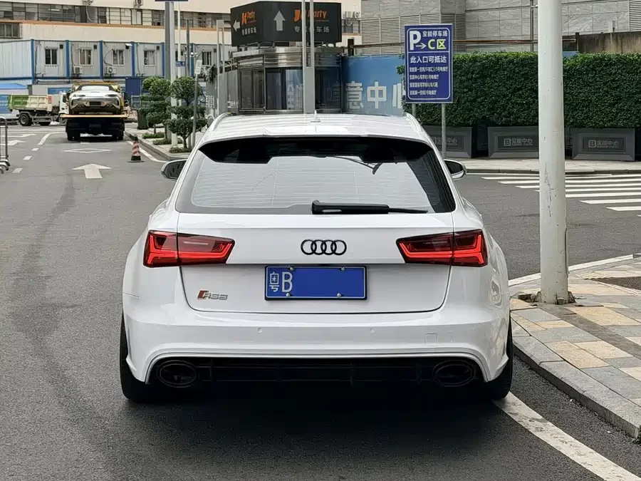 Audi RS 6