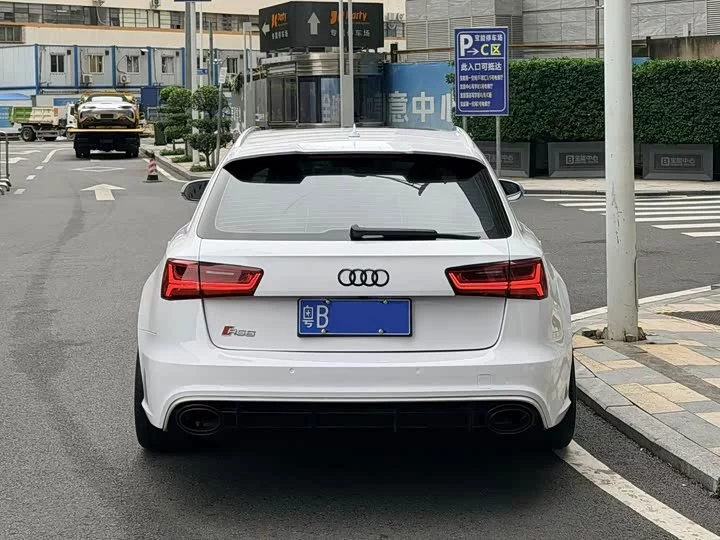 Audi RS 6