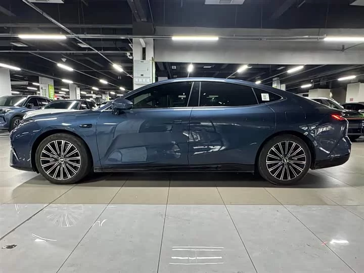 Geely Galaxy Star 8