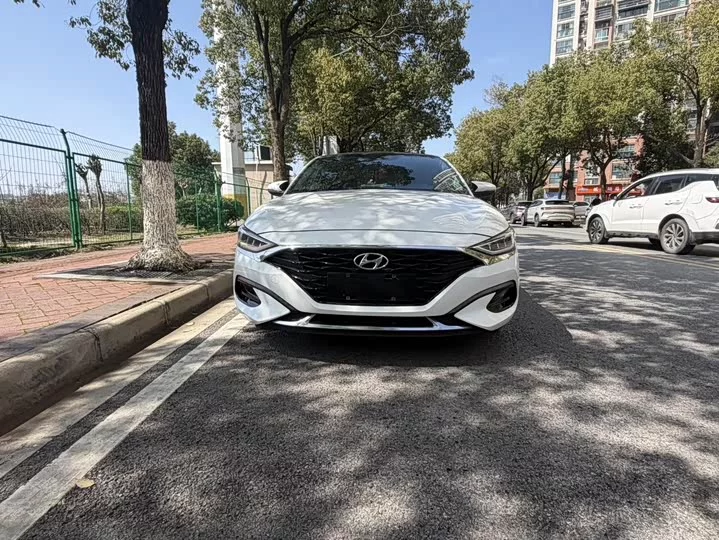 Hyundai Festa